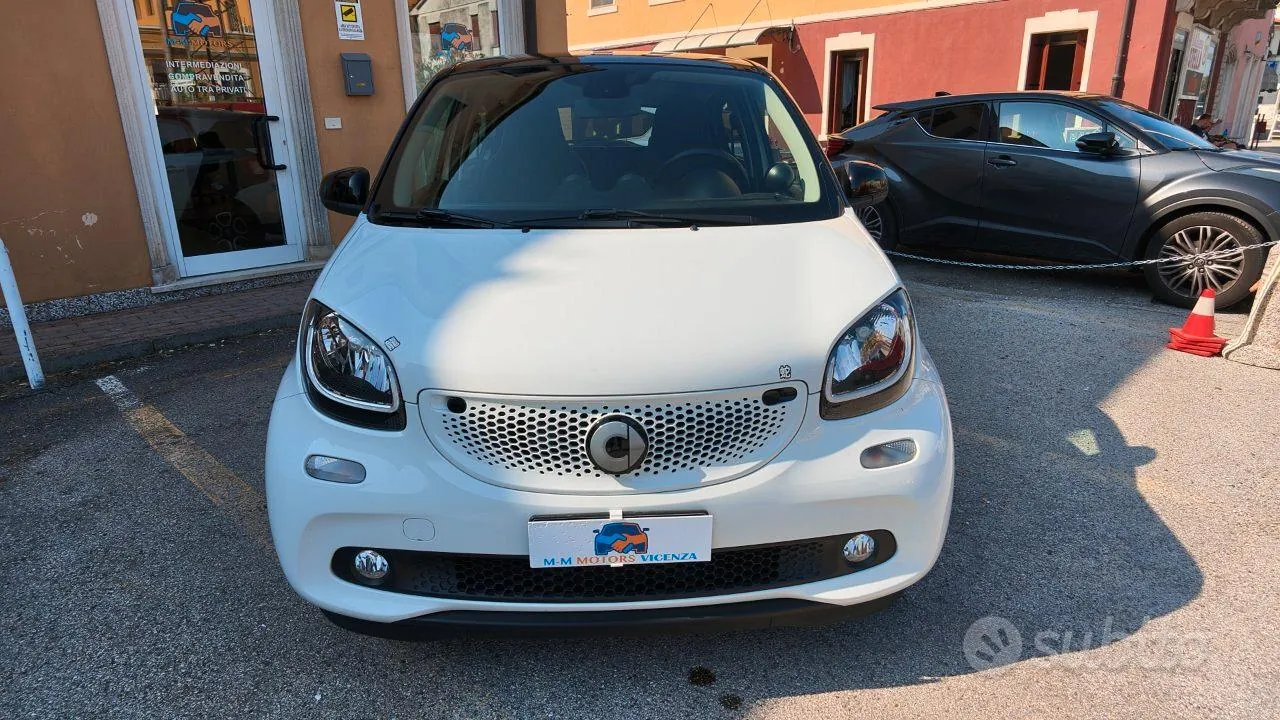 Smart Forfour 2017 photo 2