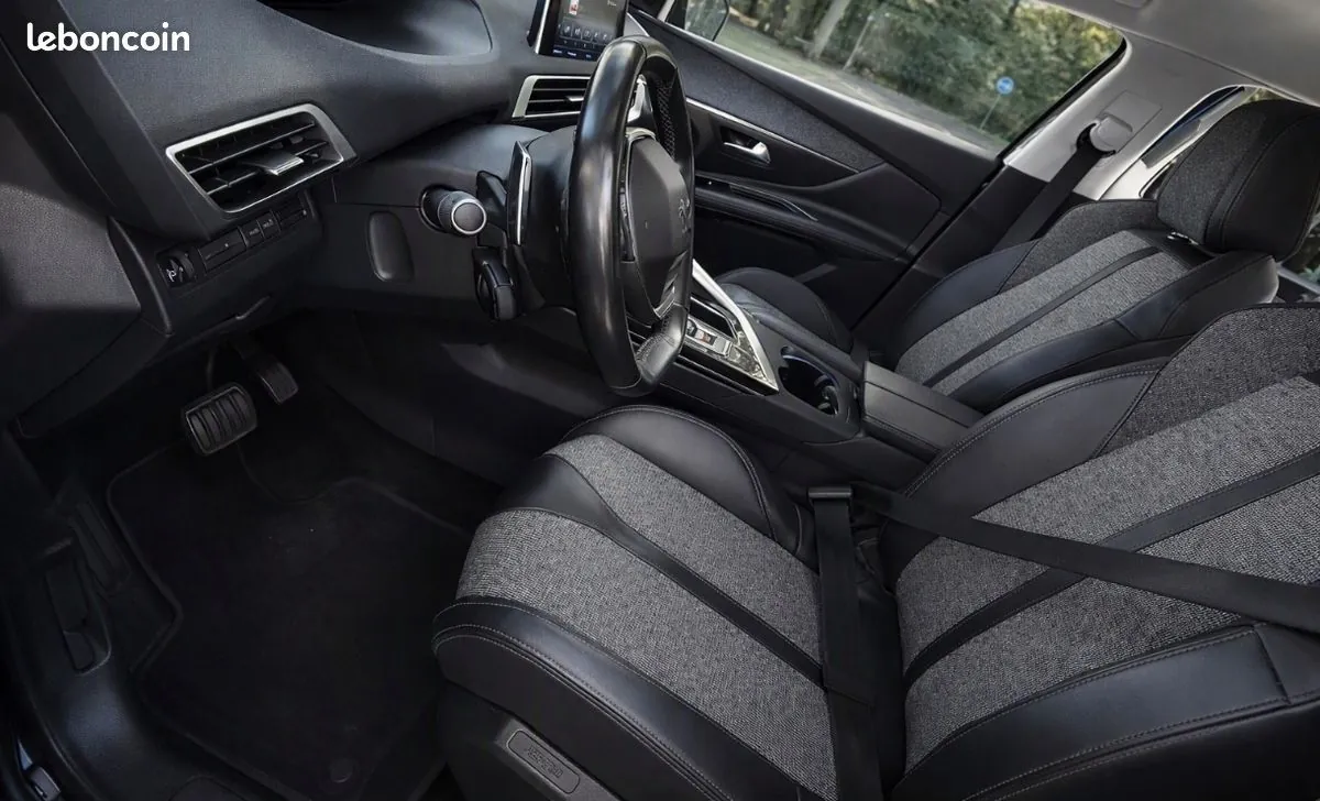 Peugeot 3008 2018 photo 3