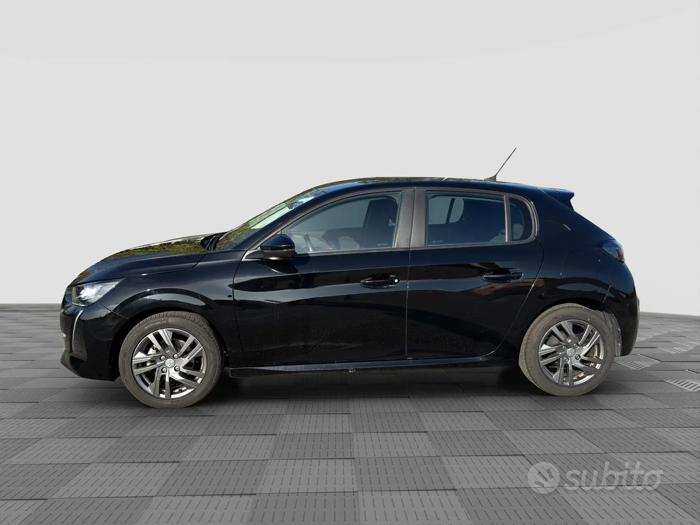 Peugeot 208 2022 photo 2