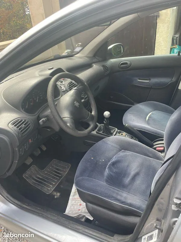 Peugeot 206 2001 photo 3