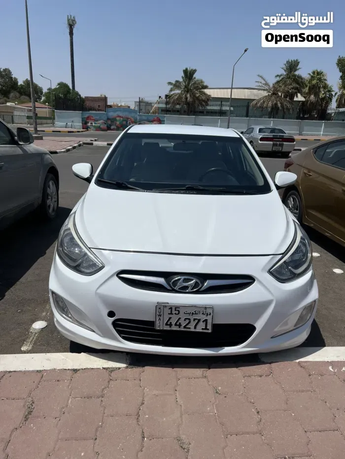 Hyundai Accent 2018 photo 3