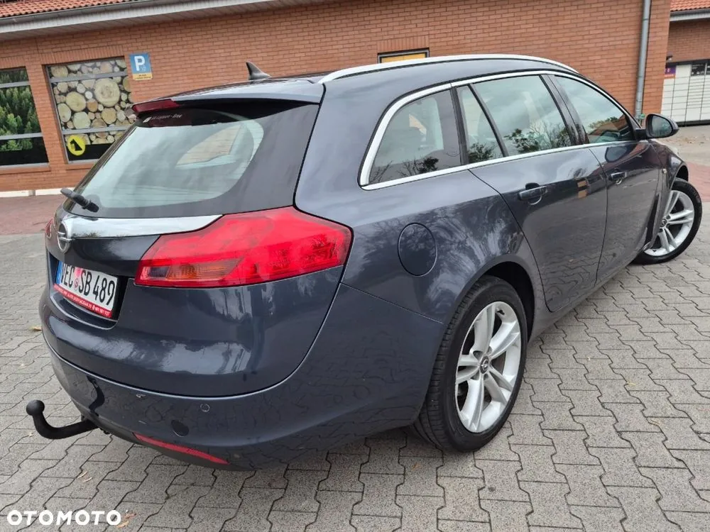 Opel Insignia 2010 photo 2