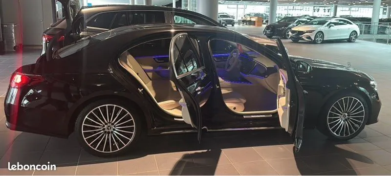 Mercedes-Benz E-Class 2025 photo 3