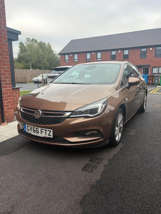 Vauxhall Astra 2016 photo 3