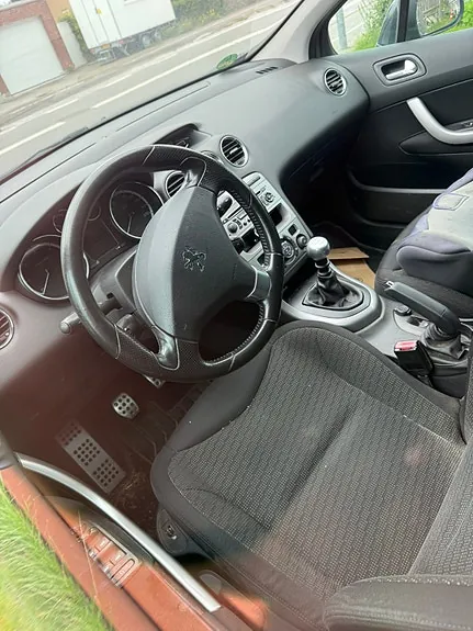 Peugeot 308 2010 photo 5