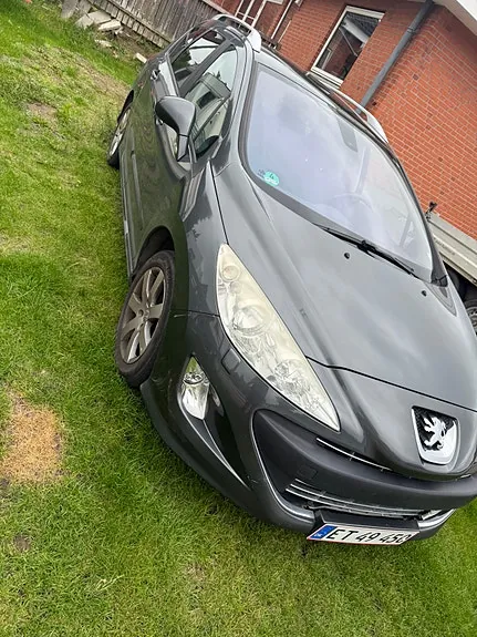 Peugeot 308 2010 photo 2