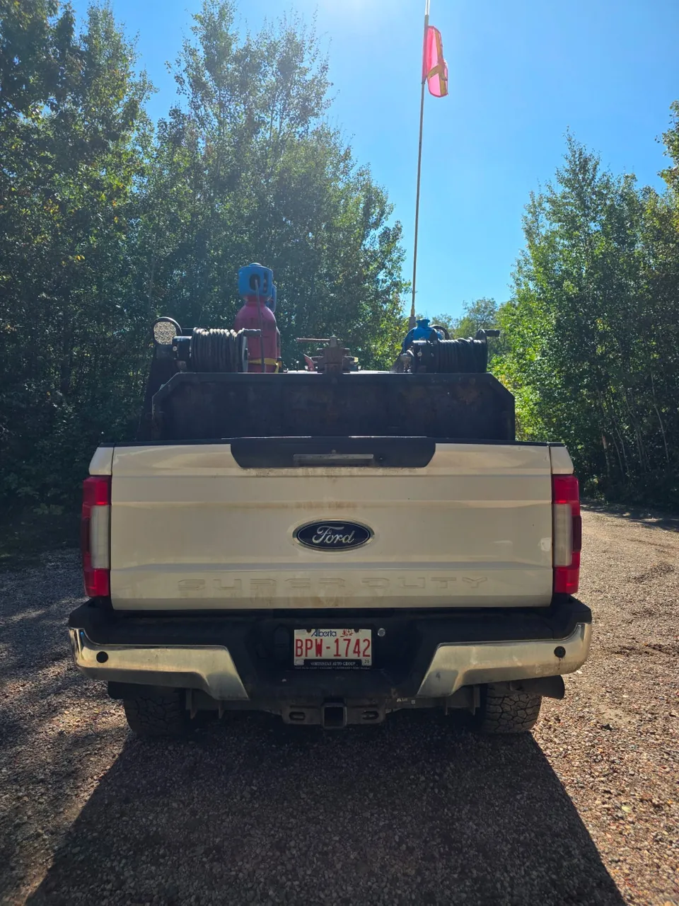 Ford F-350 Lariat 2018 photo 3