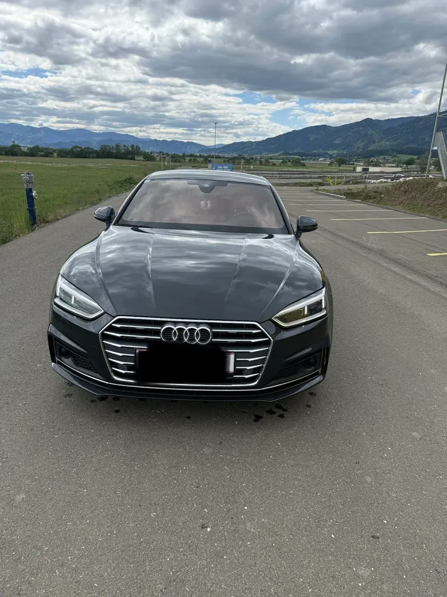 Audi A5 2018 photo 2