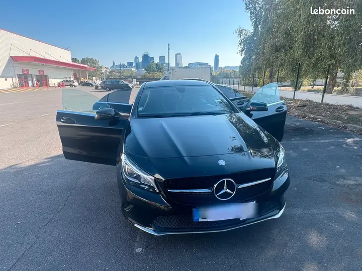 Mercedes-Benz Cla 200 D Launch Edition
