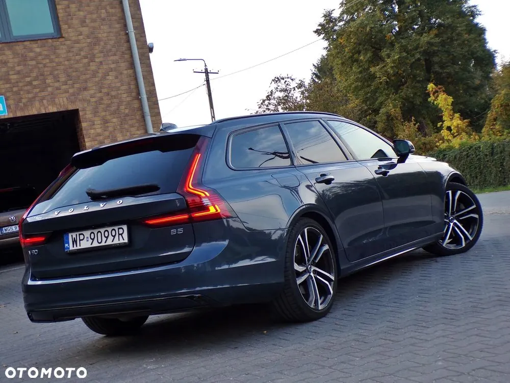 Volvo V90 2021 photo 2
