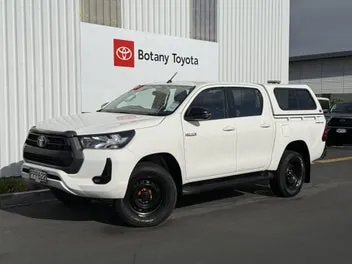 Toyota Hilux 2022 photo 2