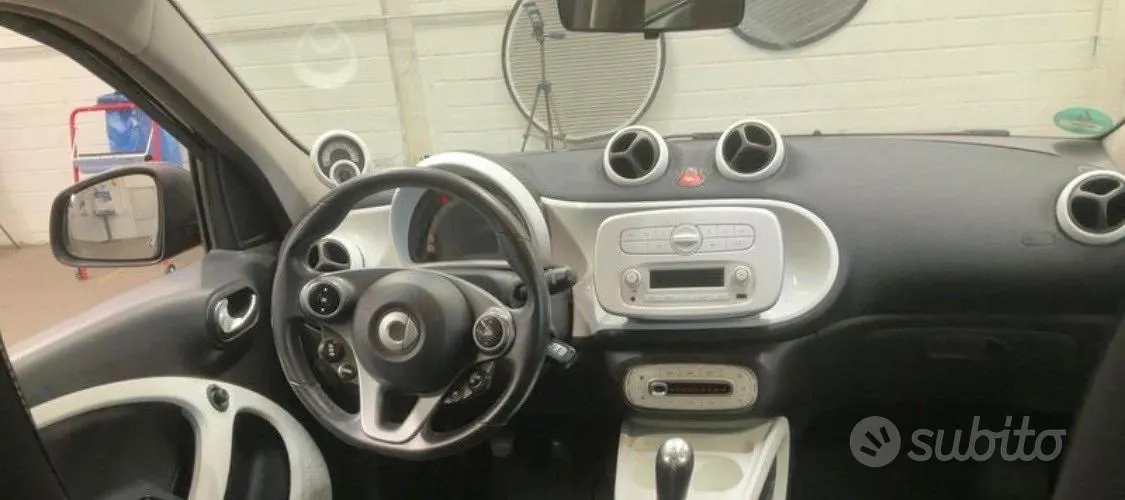 Smart Forfour 2015 photo 5