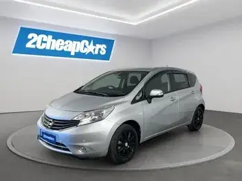 Nissan Note 2014 photo 2