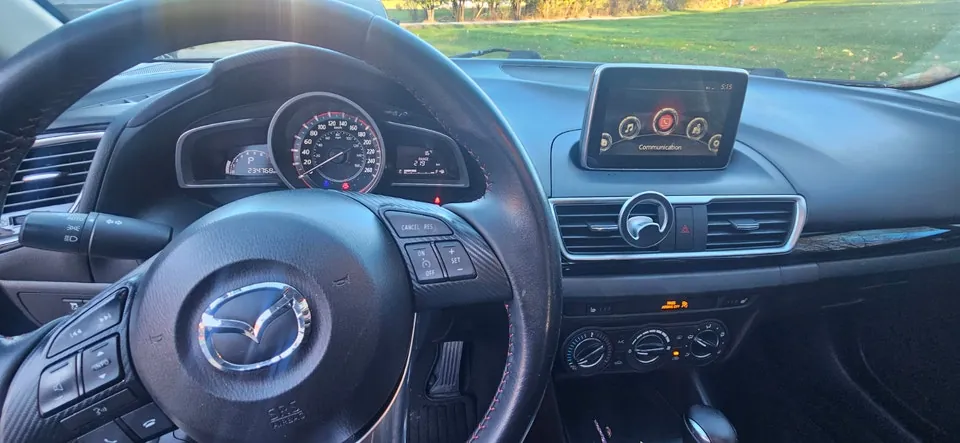 Mazda 3 2016 photo 4