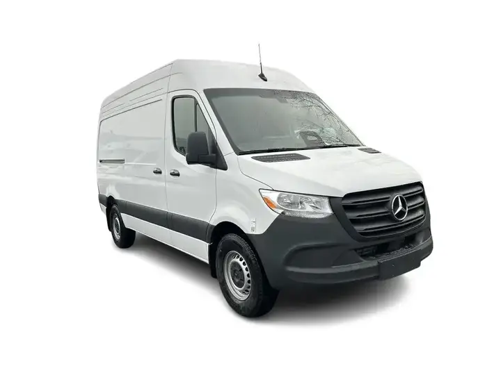 Mercedes-Benz Sprinter 2026 photo 2