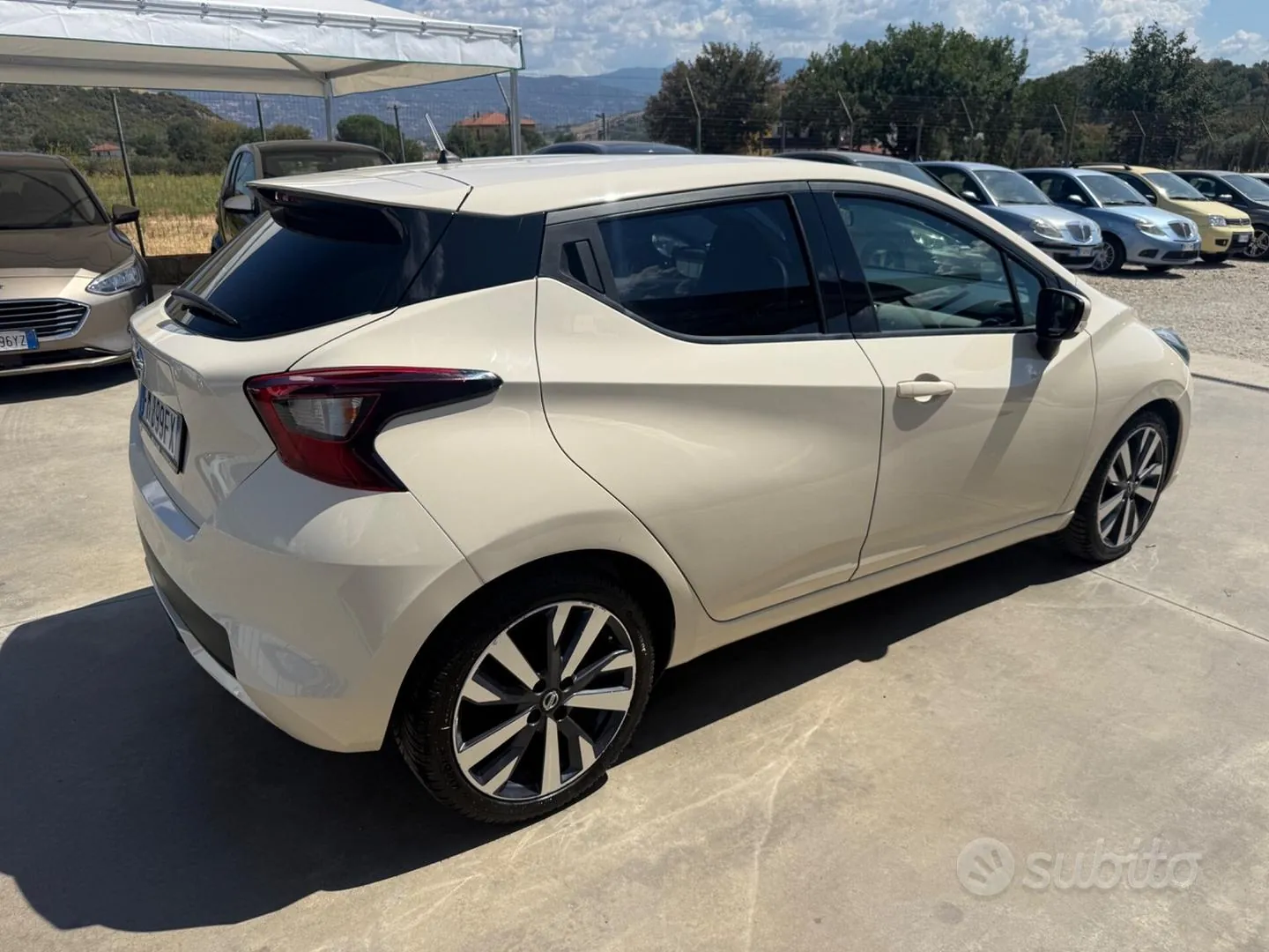 Nissan Micra 2017 photo 5