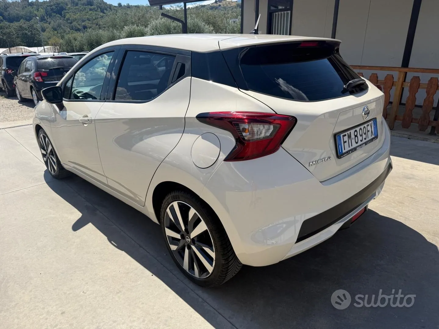 Nissan Micra 2017 photo 4