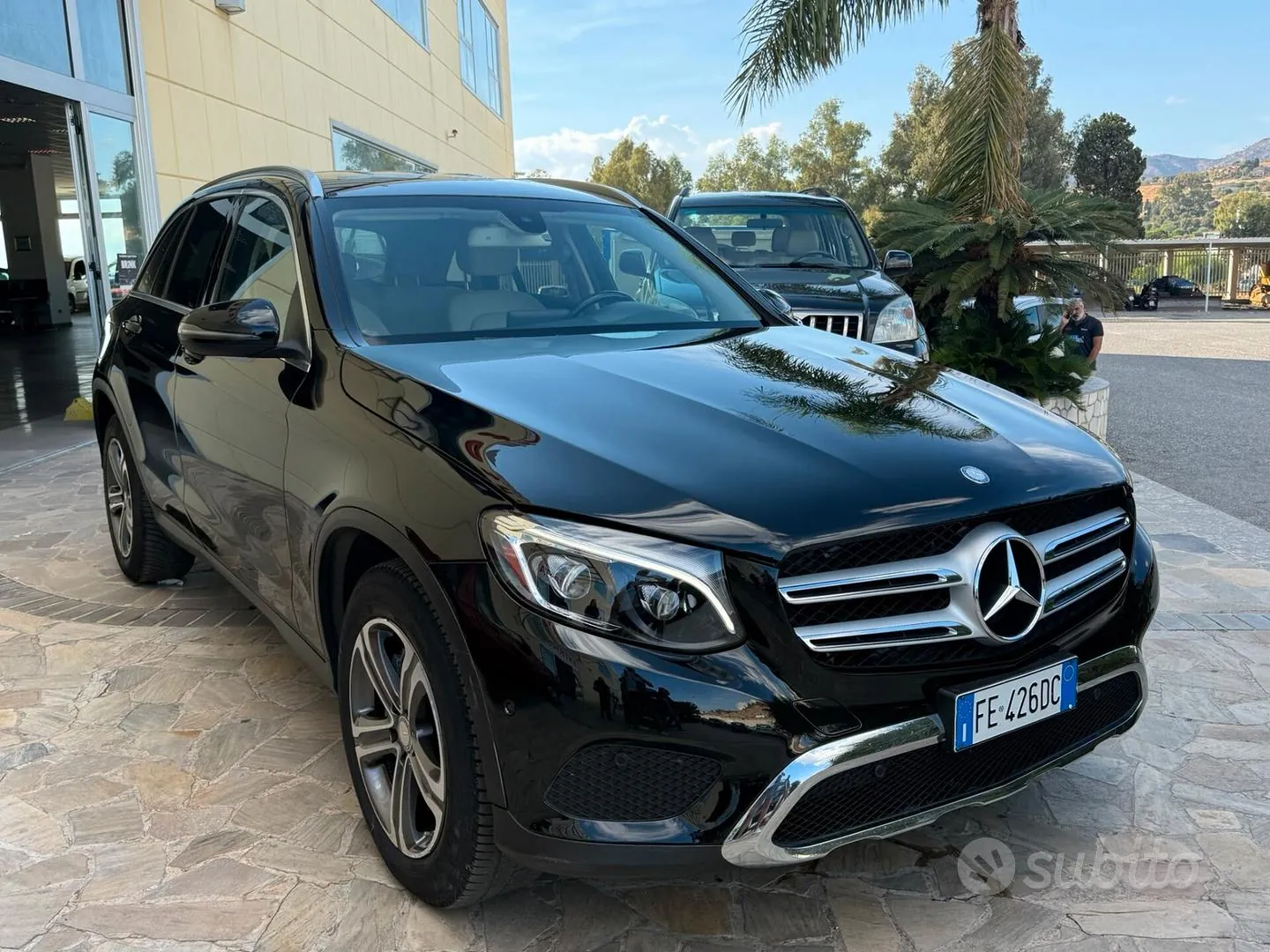 Mercedes-Benz Glc 2016 photo 2