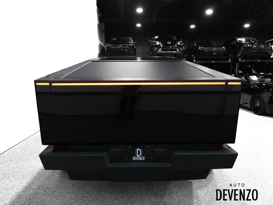 Tesla Cybertruck 2024 photo 4