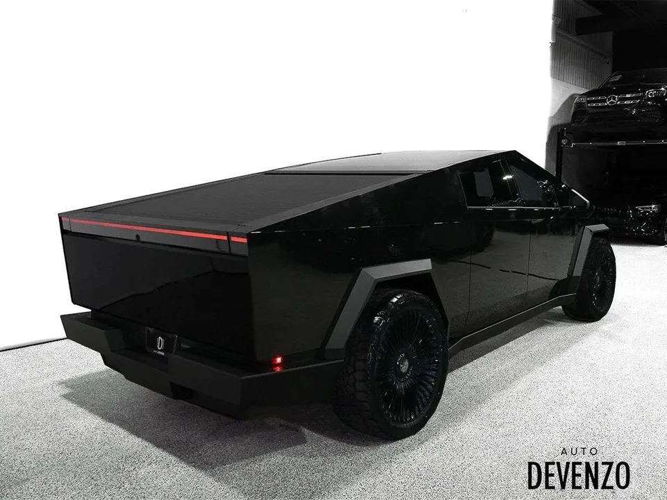 Tesla Cybertruck 2024 photo 3