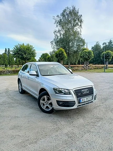 Audi Q5 2009 photo 2