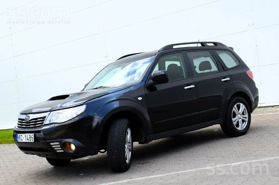 Subaru Forester 2010 photo 3