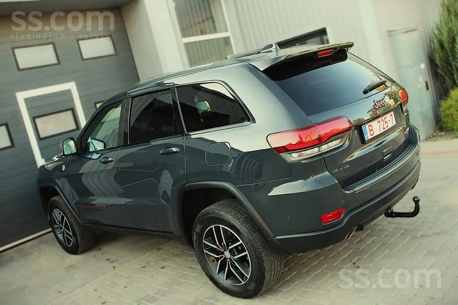 Jeep Grand Cherokee 2019 photo 4