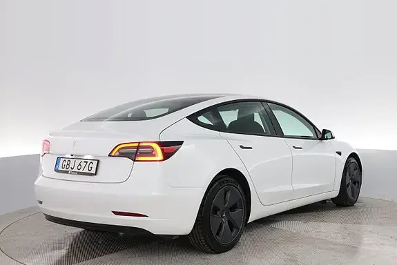 Tesla Model 3 2023 photo 5