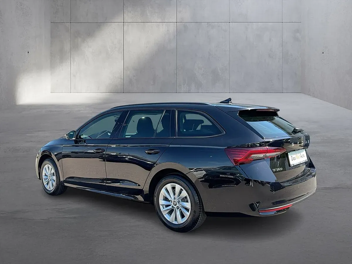 Skoda Octavia 2026 photo 3