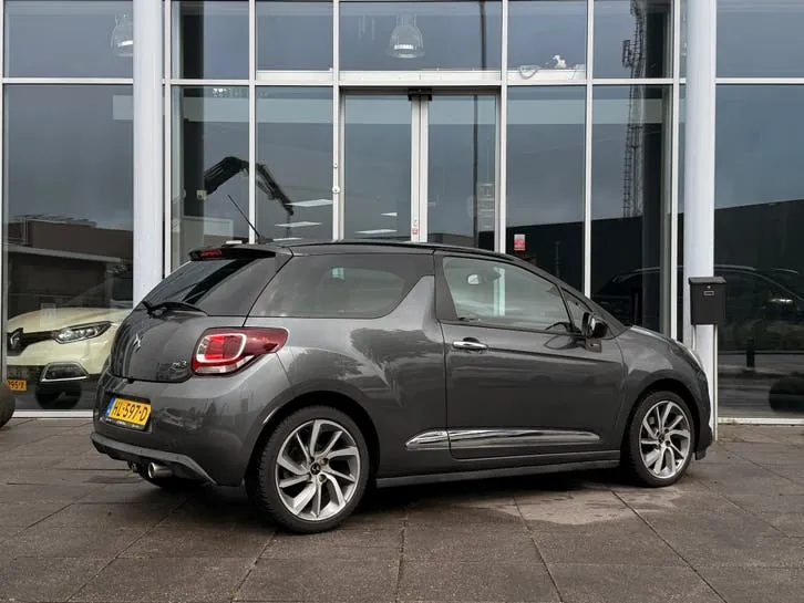DS Automobiles Ds 3 2015 photo 2