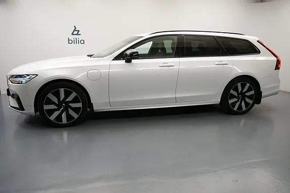 Volvo V90 2025 photo 2