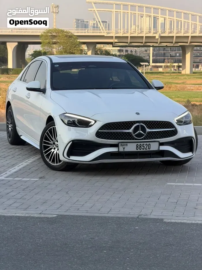 Mercedes-Benz C-Class 2025 photo 4