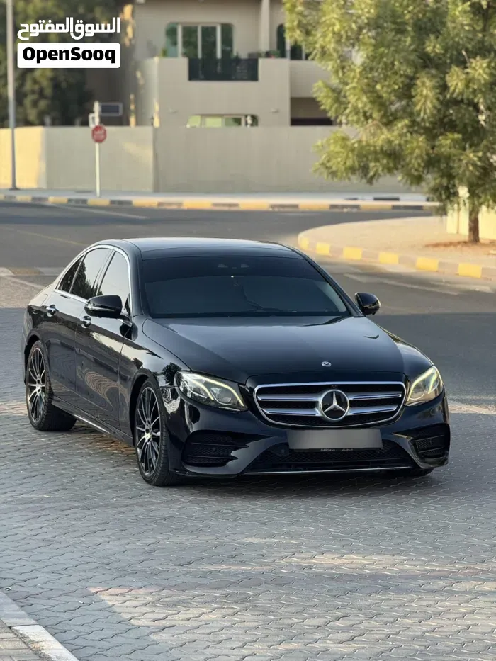 Mercedes-Benz C-Class 2025 photo 5