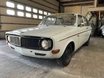 Volvo 142