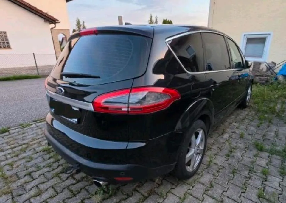 Ford S-Max