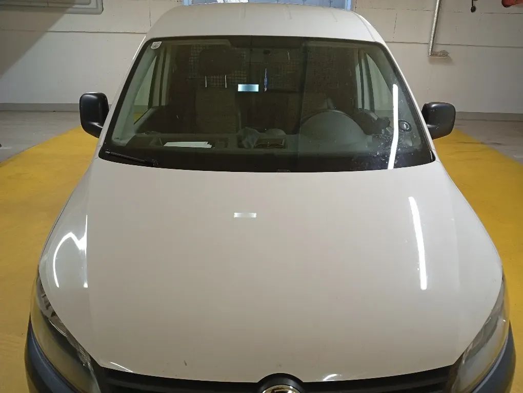 Volkswagen Caddy 2011 photo 2