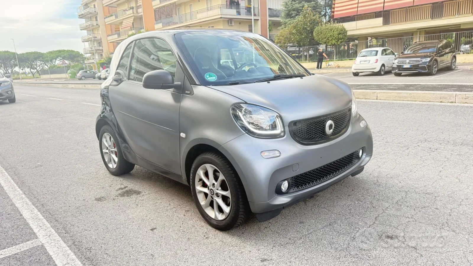 Smart Fortwo 2018 photo 2