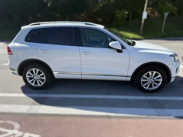 Volkswagen Touareg 2017 photo 2