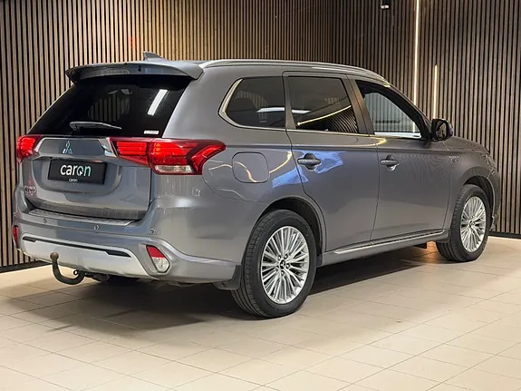Mitsubishi Outlander 2020 photo 2