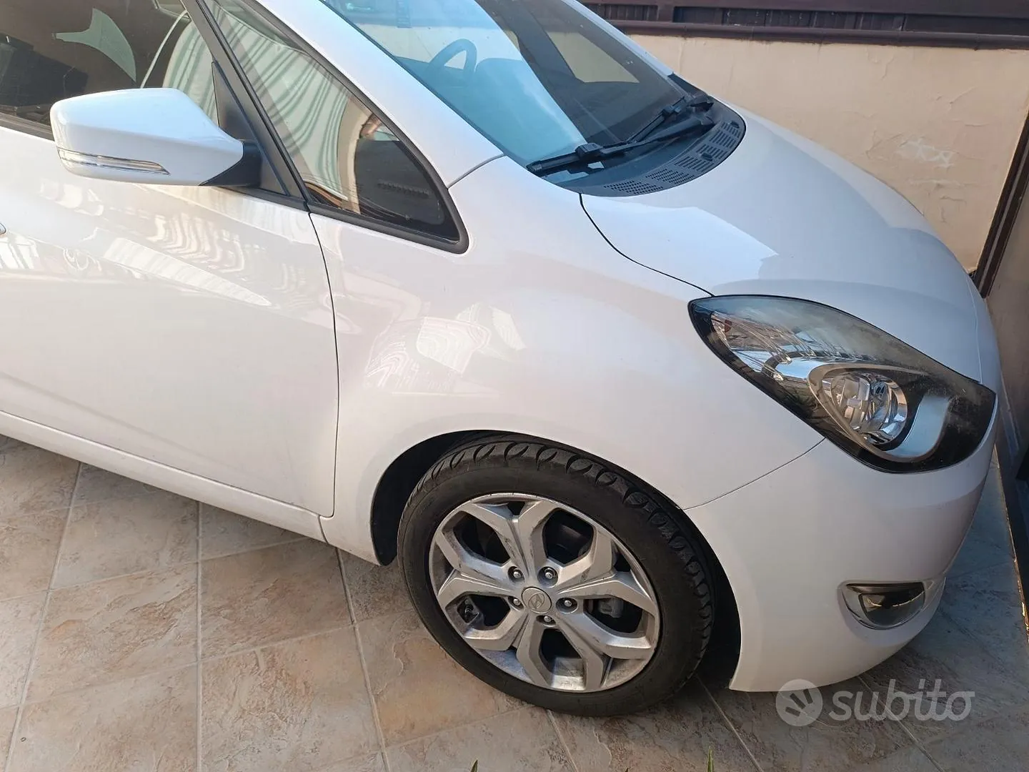 Hyundai Ix20 2013 photo 2