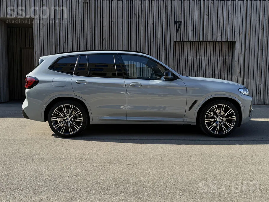 BMW X3 2022 photo 4