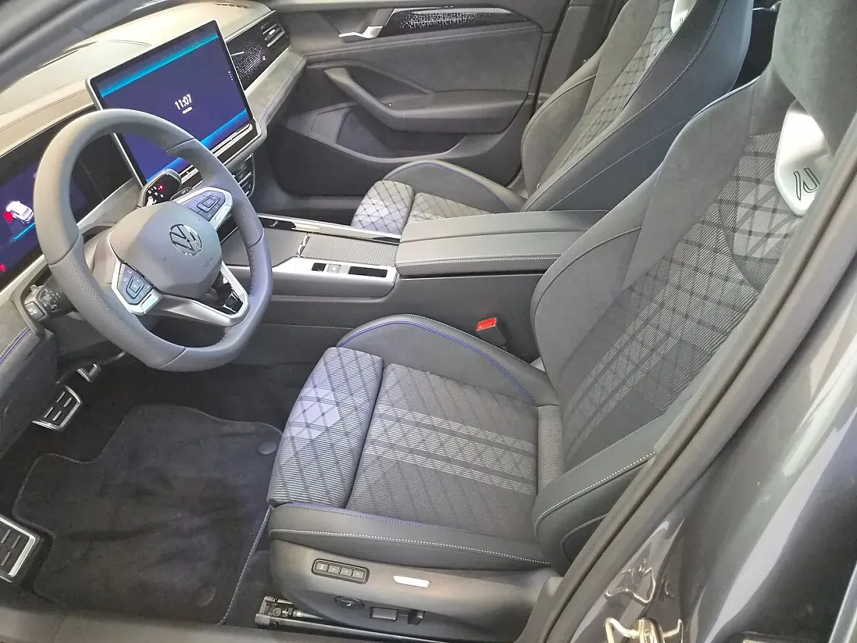 Volkswagen Passat 2026 photo 3