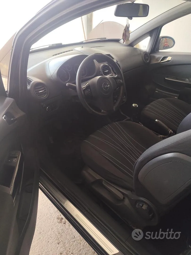 Opel Corsa 2010 photo 5
