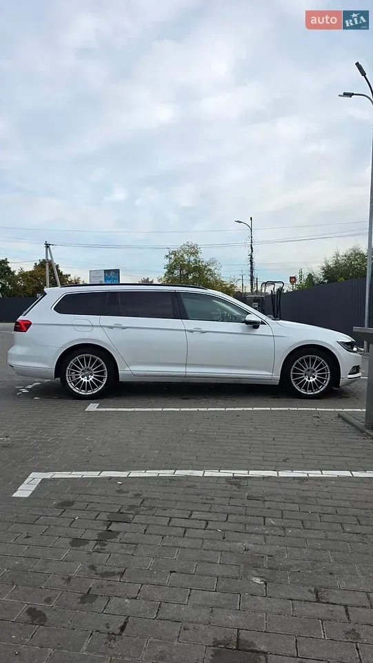 Volkswagen Passat 2018 photo 5