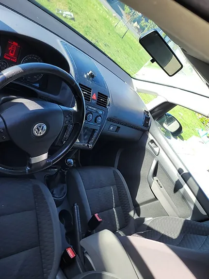 Volkswagen Touran 2007 photo 3