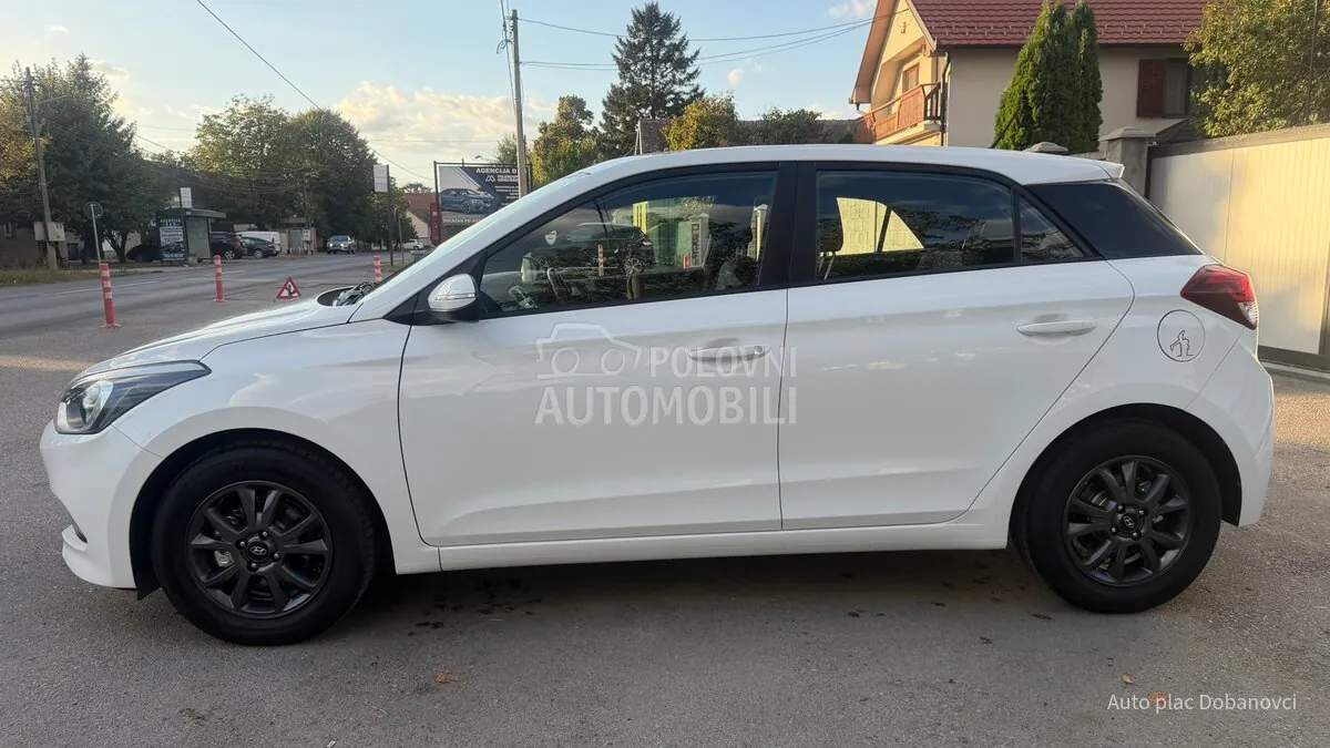 Hyundai I20 2017 photo 3