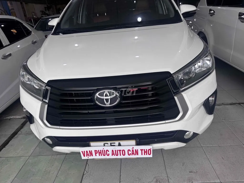 Toyota Innova 2021 photo 4