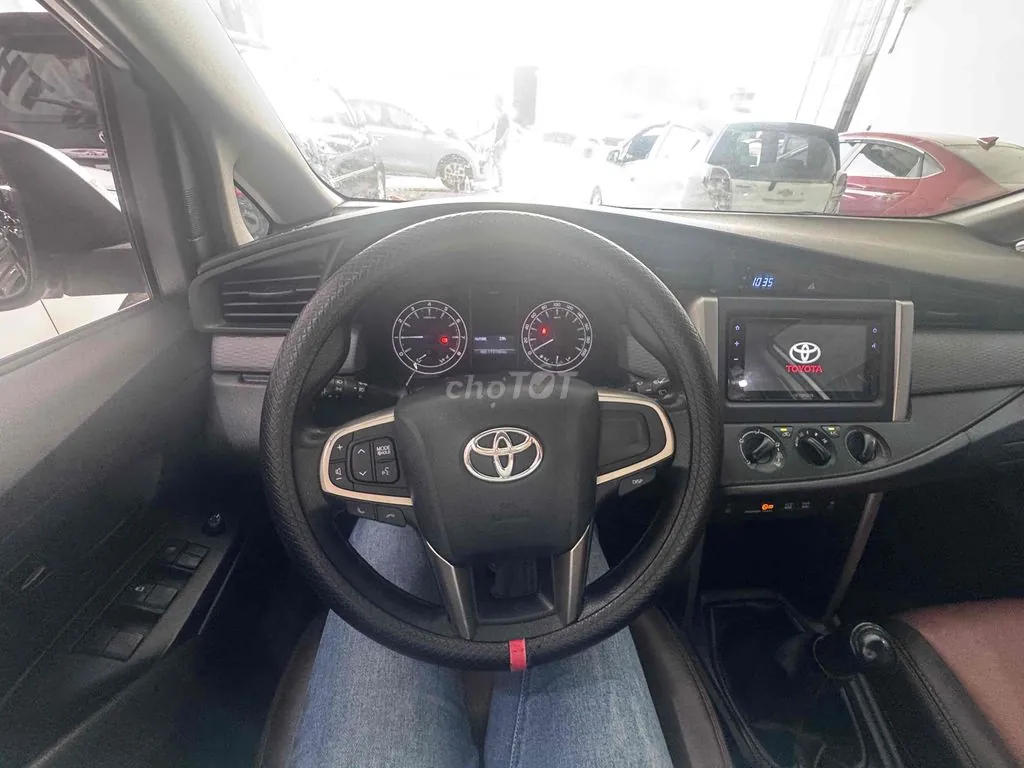 Toyota Innova 2021 photo 2