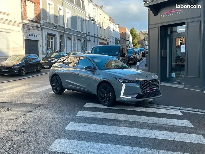 DS Automobiles Ds 4