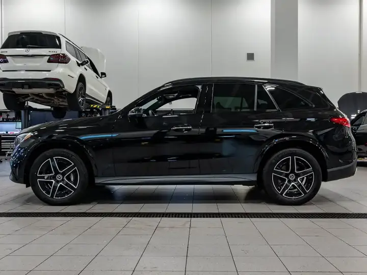 Mercedes-Benz Glc 2026 photo 2